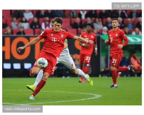 奥格斯堡比赛节奏彰显战术融合与实力进步，引发广泛关注