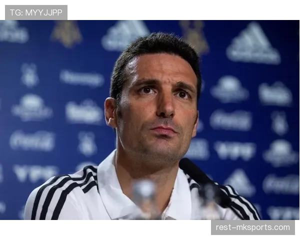 斯卡洛尼战术革新与坚守并重，引领阿根廷足球强势回暖