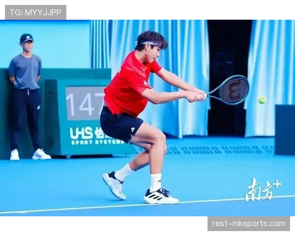 戴维斯比赛稳定性持续提升，近期表现稳健